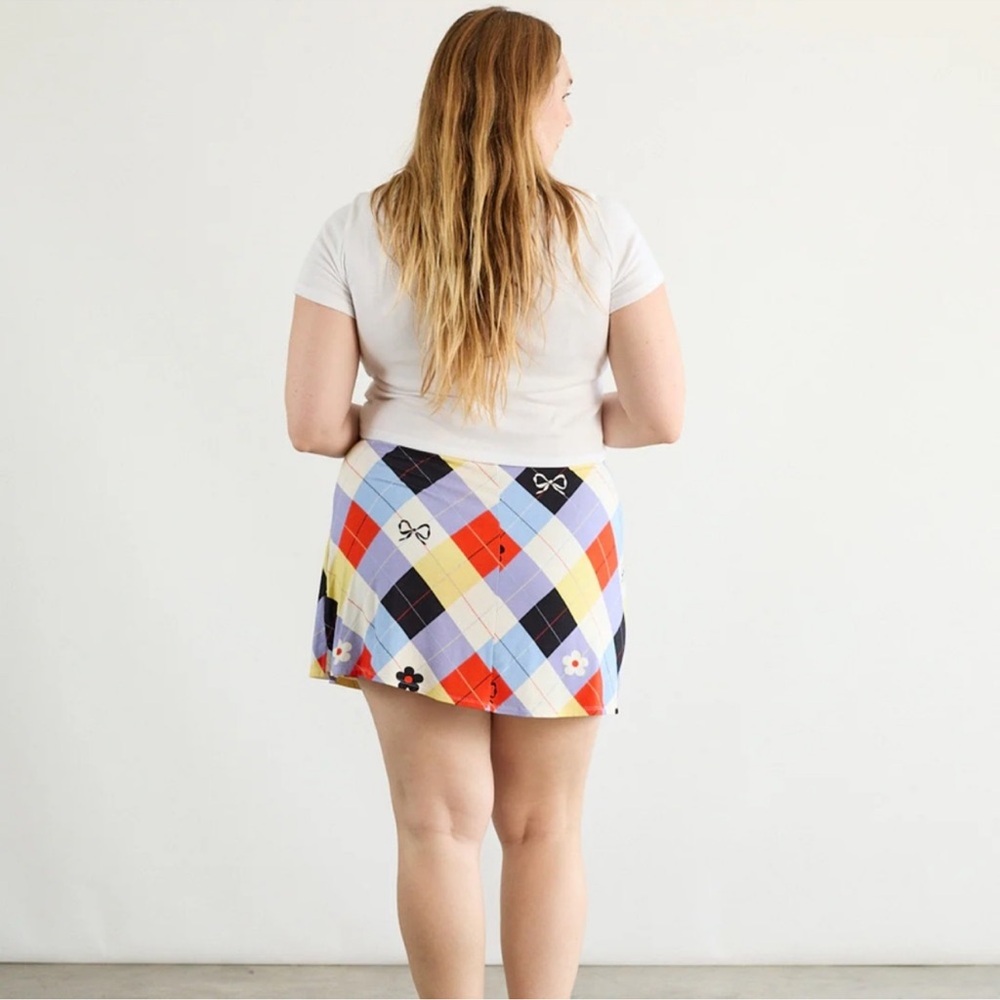 NWT LISA SAYS GAH CIRQUE ARGYLE DARCY SKORT - Picture 3 of 8